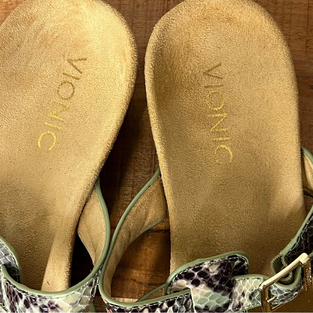 VIONIC Radia Low Wedge Leather Sandals Size 8 - Picture 3 of 7